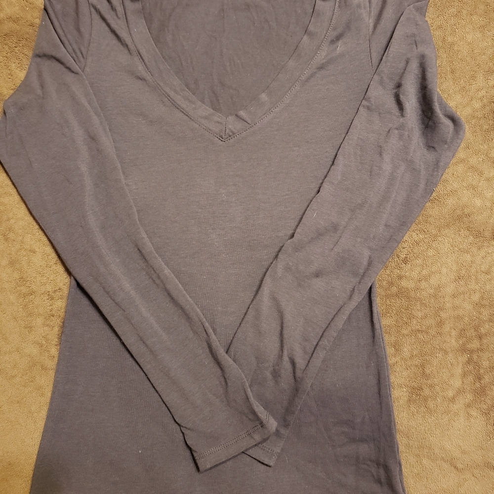 Ladies Top - Picture 1 of 1